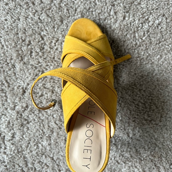 Sole Society Mustard Heels - 6.5 - Picture 3 of 3